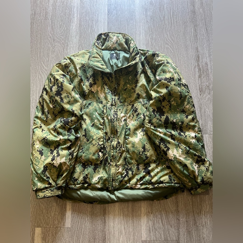Halys Jacket AOR2 - Medium - PCU Level 7 - Naval Special Warfare